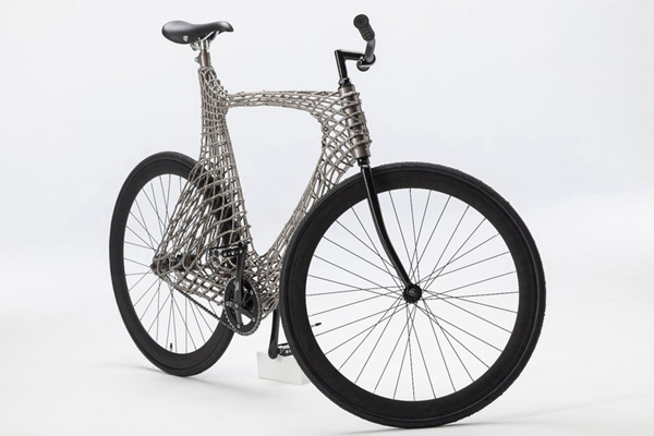 荷蘭大學(xué)生3D打印出一輛不銹鋼自行車