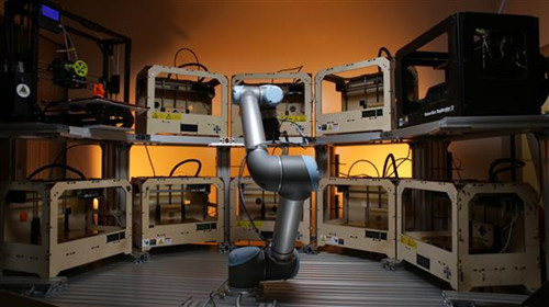 Tend.ai推對3D打印機進展實時監(jiān)控的機器人手臂