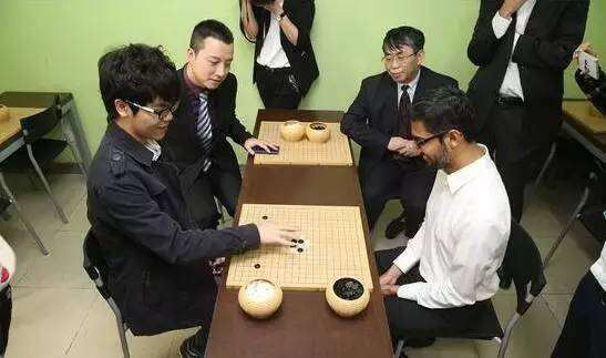 柯潔將與阿法狗戰(zhàn)三番棋 AI還將接受人類“群毆”