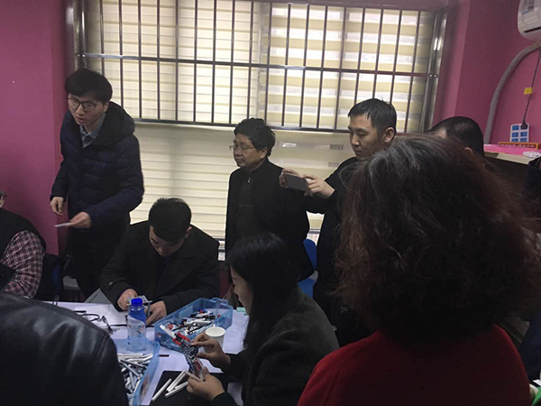 全國18個縣教育局及學校代表齊聚童程童美，探討鄉(xiāng)村教育創(chuàng)新教育模式。