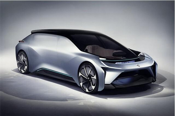  比起昂貴的電動(dòng)跑車 人工智能概念車更實(shí)際