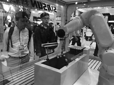 杭州新松首發(fā)新型輕量化機器人杭州新松首發(fā)新型輕量化機器人杭州新松首發(fā)新型輕量化機器人杭州新松首發(fā)新型輕量化機器人