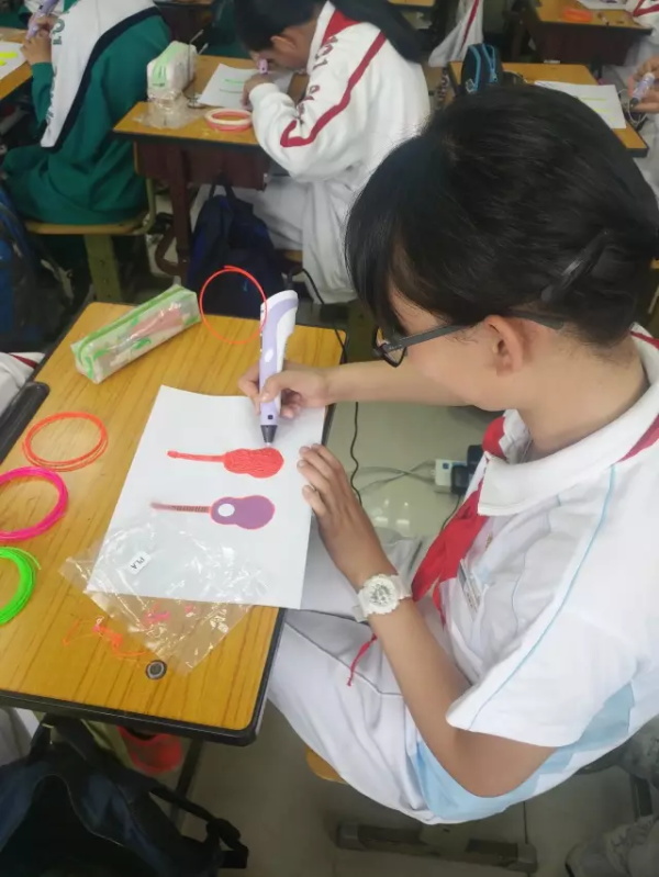 當(dāng)好幫手精準(zhǔn)服務(wù)，童程童美助力學(xué)?？萍蓟顒?dòng)