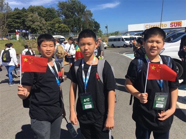 WRO | 征戰(zhàn)哥斯達(dá)黎加！童程童美兩名學(xué)員代表中國走上國際機(jī)器人大賽的舞臺！