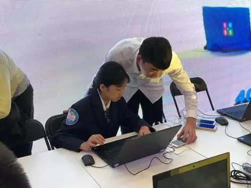 北京上地首屆青少年科技節(jié)|創(chuàng)新成長(zhǎng)孵化夢(mèng)想，童程童美老師受邀現(xiàn)場(chǎng)助力！