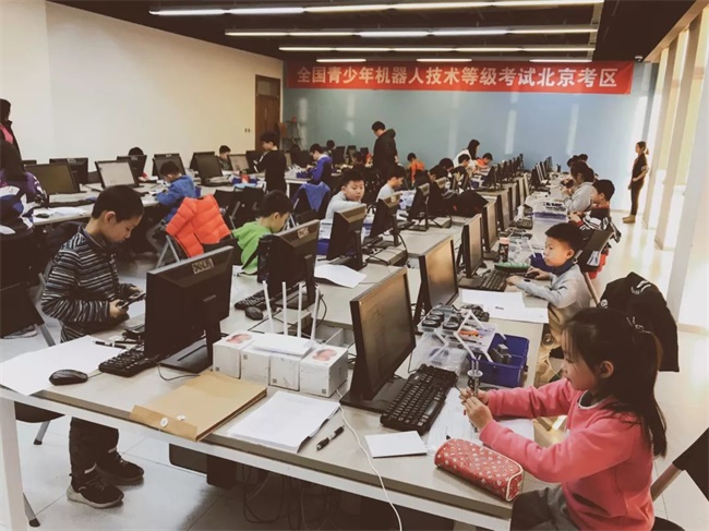 2019《全國青少年機(jī)器人技術(shù)等級考試》第一季，報(bào)名正式啟動 ！