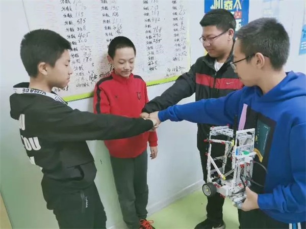 2019 RoboRAVE國際教育機器人大會亞洲分會童程童美專場即將拉開帷幕！