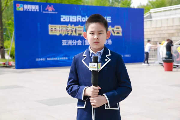 童程童美首位央視小記者，CCTV出鏡啦！