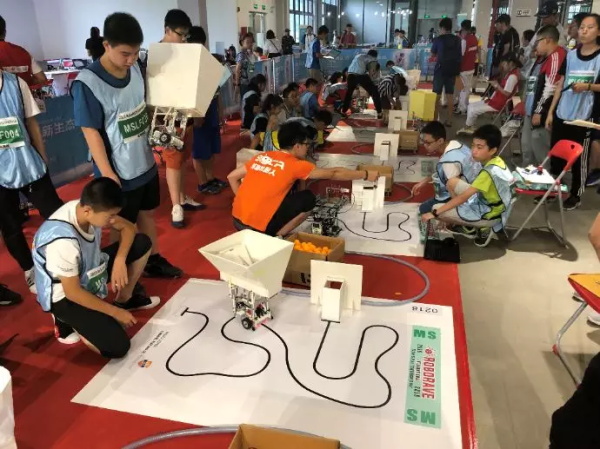 超燃！勇奪三冠，為國(guó)爭(zhēng)光，童程童美問(wèn)鼎2019RoboRAVE世界總決賽！