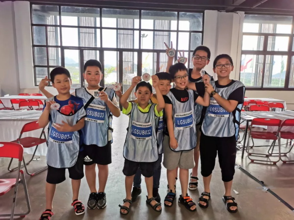 超燃！勇奪三冠，為國(guó)爭(zhēng)光，童程童美問(wèn)鼎2019RoboRAVE世界總決賽！