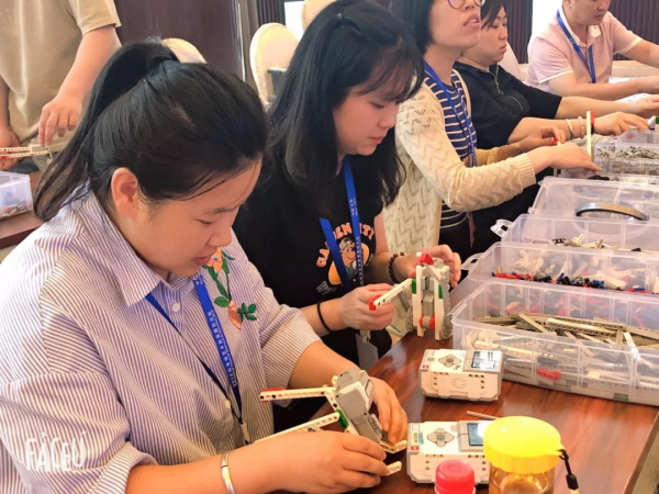 2019科學(xué)與藝術(shù)教育國際論壇在京舉行，童程童美受邀出席！