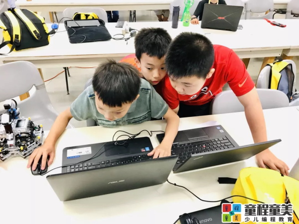 逐夢(mèng)前行，載譽(yù)而歸：童程童美隊(duì)包攬2019WRO南加州賽冠亞軍！