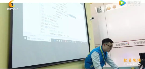 成都電視臺走進(jìn)童程童美，揭秘少兒編程的魅力